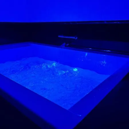 Maxim Hotel 4*