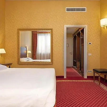 Hotel Maxim 4*