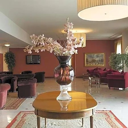 Hotel Maxim 4*