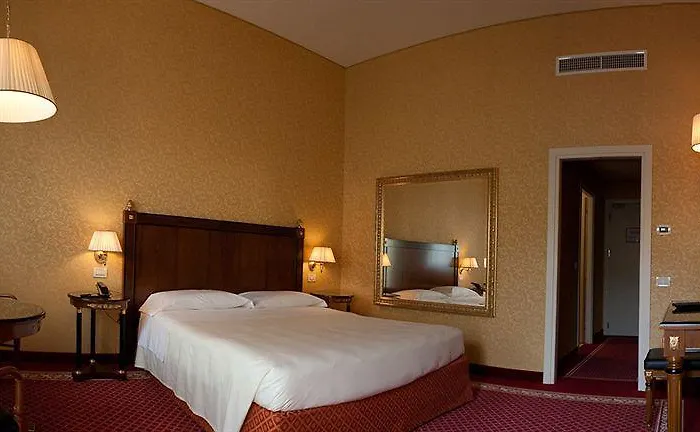 Maxim Hotel Anzola dell'Emilia